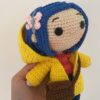 Coraline Muñeca Amigurumi Tejida Crochet LADO
